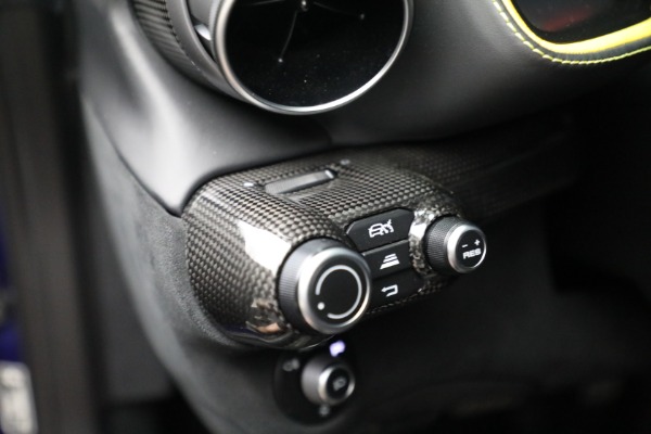 Used 2020 Ferrari 812 Superfast for sale $407,900 at Alfa Romeo of Westport in Westport CT 06880 20