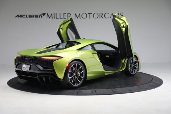 New 2023 McLaren Artura Vision for sale Sold at Alfa Romeo of Westport in Westport CT 06880 17