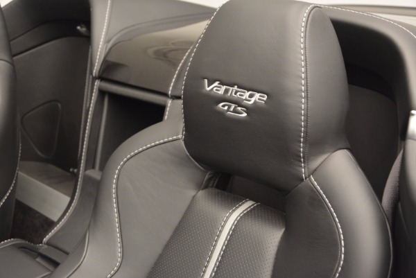 Used 2016 Aston Martin V8 Vantage S Roadster for sale Sold at Alfa Romeo of Westport in Westport CT 06880 28