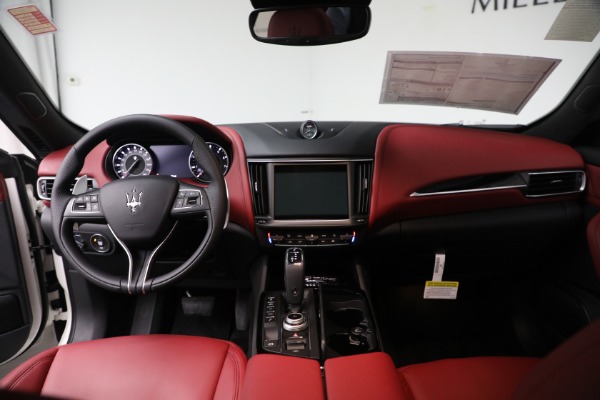 New 2023 Maserati Levante Modena for sale $110,716 at Alfa Romeo of Westport in Westport CT 06880 14