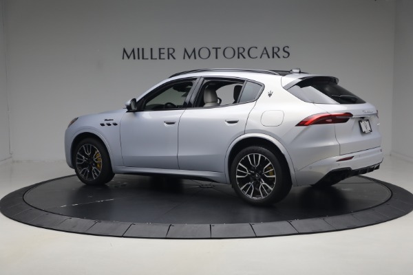 Used 2023 Maserati Grecale Modena for sale $44,900 at Alfa Romeo of Westport in Westport CT 06880 4