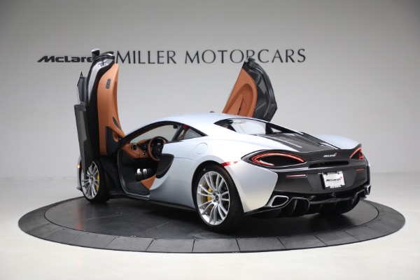 Used 2017 McLaren 570S for sale $164,900 at Alfa Romeo of Westport in Westport CT 06880 15