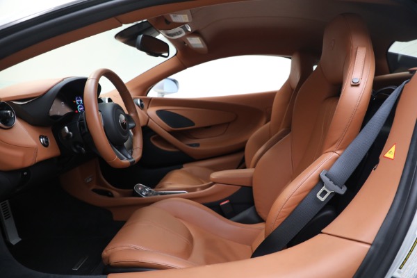 Used 2017 McLaren 570S for sale $164,900 at Alfa Romeo of Westport in Westport CT 06880 19