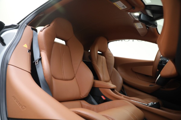 Used 2017 McLaren 570S for sale $164,900 at Alfa Romeo of Westport in Westport CT 06880 21