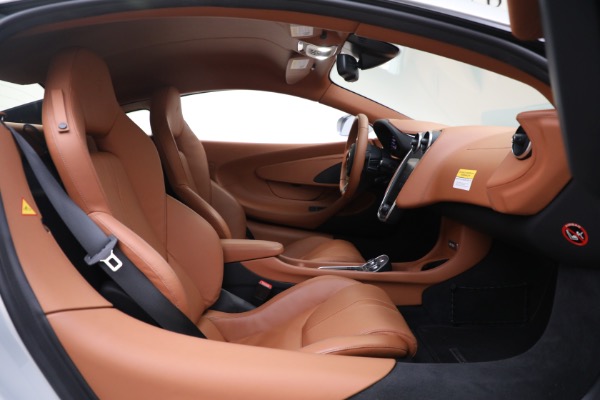 Used 2017 McLaren 570S for sale $164,900 at Alfa Romeo of Westport in Westport CT 06880 22