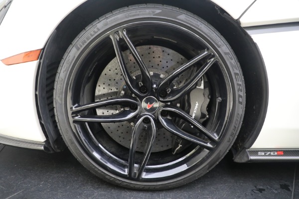 Used 2017 McLaren 570S for sale Call for price at Alfa Romeo of Westport in Westport CT 06880 19