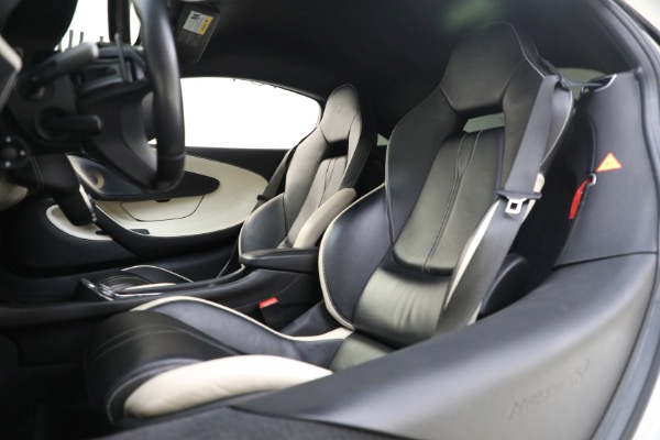 Used 2017 McLaren 570S for sale Call for price at Alfa Romeo of Westport in Westport CT 06880 20