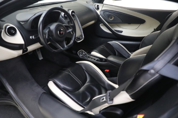 Used 2017 McLaren 570S for sale Call for price at Alfa Romeo of Westport in Westport CT 06880 22