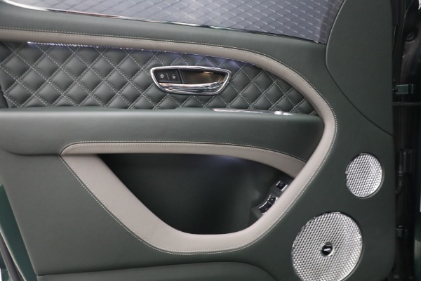 Used 2022 Bentley Bentayga Speed for sale Call for price at Alfa Romeo of Westport in Westport CT 06880 18