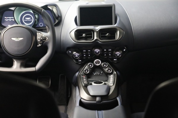 Used 2023 Aston Martin Vantage V12 for sale $412,436 at Alfa Romeo of Westport in Westport CT 06880 24
