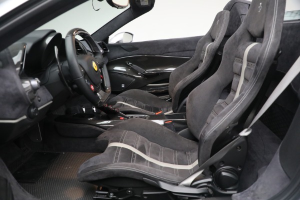 Used 2020 Ferrari 488 Pista Spider for sale $729,900 at Alfa Romeo of Westport in Westport CT 06880 20