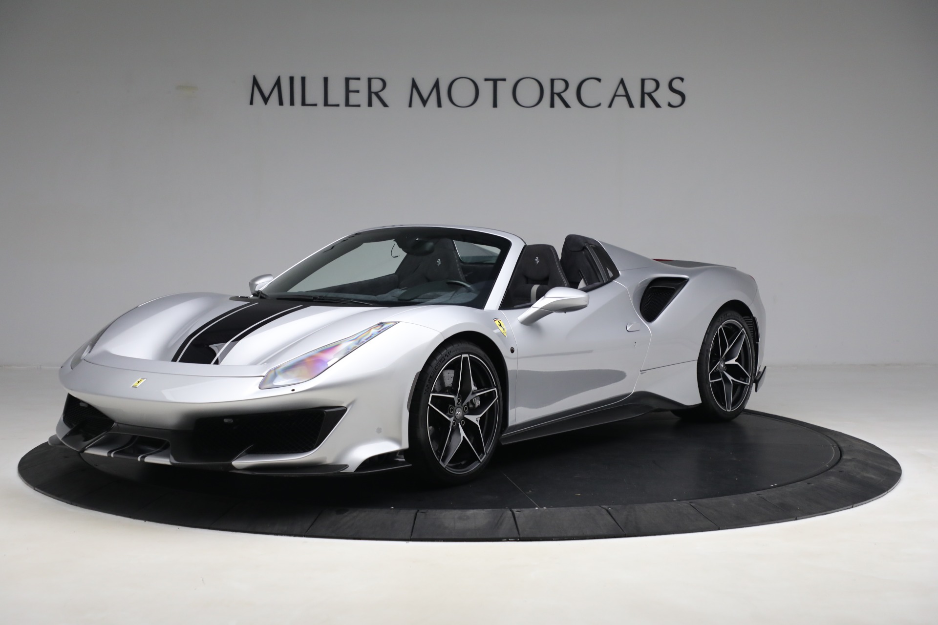 Used 2020 Ferrari 488 Pista Spider for sale $729,900 at Alfa Romeo of Westport in Westport CT 06880 1