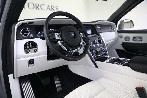 Used 2020 Rolls-Royce Cullinan for sale $305,895 at Alfa Romeo of Westport in Westport CT 06880 18