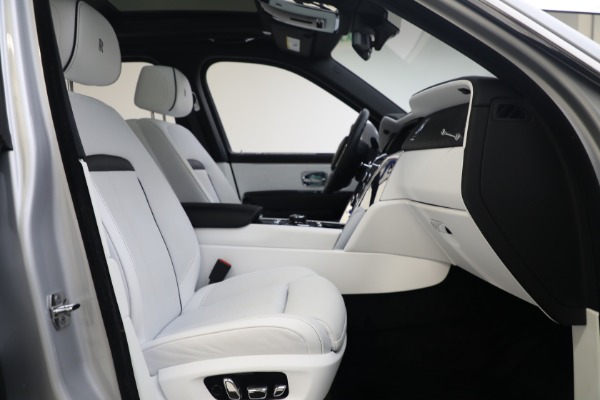 Used 2020 Rolls-Royce Cullinan for sale $305,895 at Alfa Romeo of Westport in Westport CT 06880 27