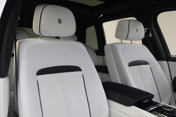 Used 2020 Rolls-Royce Cullinan for sale $305,895 at Alfa Romeo of Westport in Westport CT 06880 28