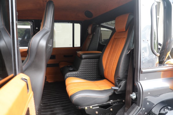 Used 1983 Land Rover Defender 110 Double Cab 6x6 Edition for sale $399,900 at Alfa Romeo of Westport in Westport CT 06880 11