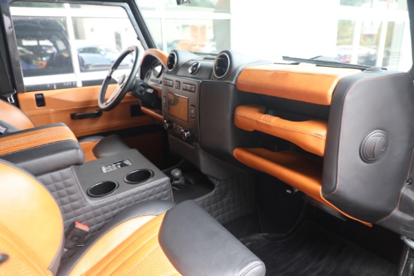 Used 1983 Land Rover Defender 110 Double Cab 6x6 Edition for sale $399,900 at Alfa Romeo of Westport in Westport CT 06880 12