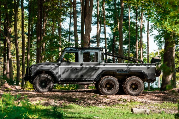 Used 1983 Land Rover Defender 110 Double Cab 6x6 Edition for sale $399,900 at Alfa Romeo of Westport in Westport CT 06880 21