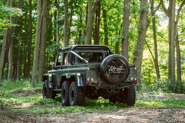 Used 1983 Land Rover Defender 110 Double Cab 6x6 Edition for sale $399,900 at Alfa Romeo of Westport in Westport CT 06880 23