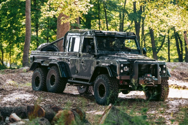Used 1983 Land Rover Defender 110 Double Cab 6x6 Edition for sale $399,900 at Alfa Romeo of Westport in Westport CT 06880 26