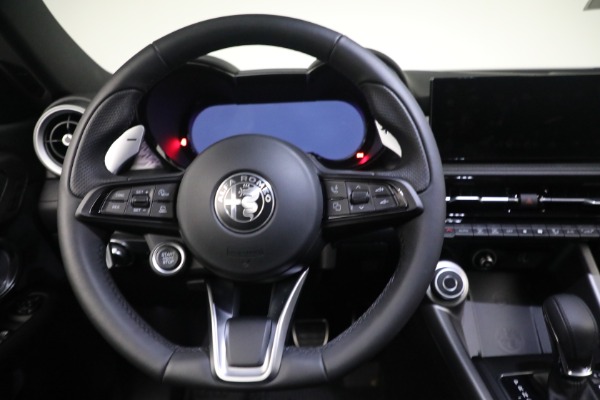 New 2024 Alfa Romeo Tonale Veloce for sale $55,290 at Alfa Romeo of Westport in Westport CT 06880 26