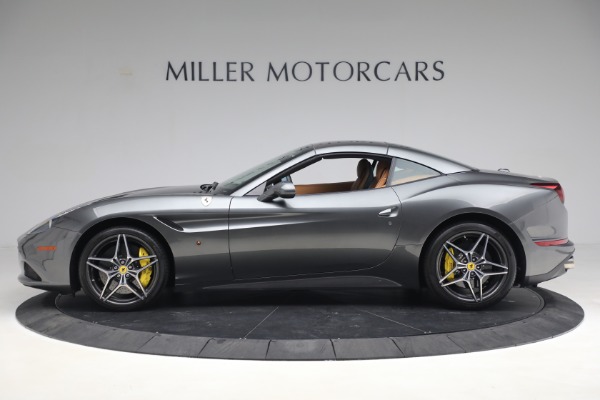 Used 2017 Ferrari California T for sale $151,900 at Alfa Romeo of Westport in Westport CT 06880 11