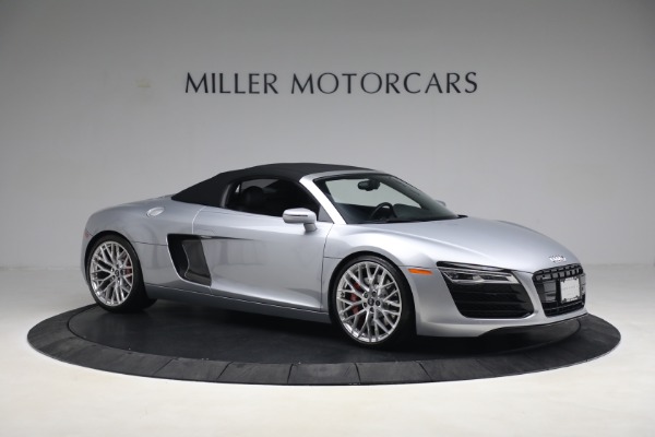 Used 2015 Audi R8 4.2 quattro Spyder for sale $149,900 at Alfa Romeo of Westport in Westport CT 06880 16