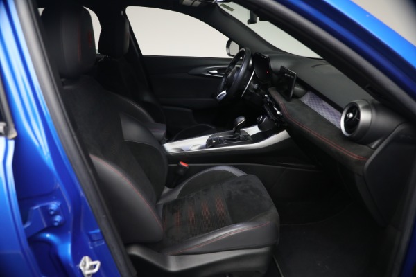Used 2024 Alfa Romeo Tonale Veloce for sale $26,900 at Alfa Romeo of Westport in Westport CT 06880 16