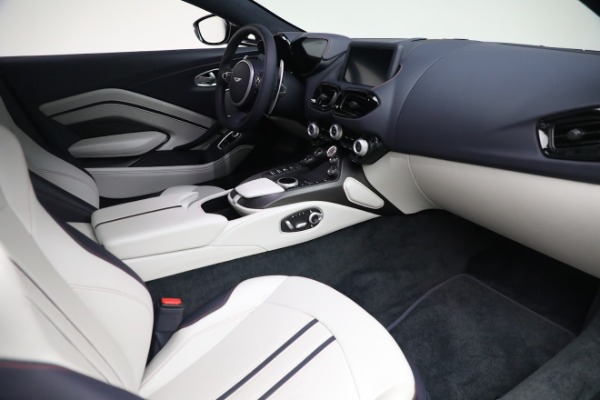 New 2023 Aston Martin Vantage V8 for sale $195,586 at Alfa Romeo of Westport in Westport CT 06880 18