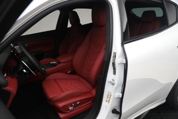 New 2023 Maserati Grecale Trofeo for sale $110,095 at Alfa Romeo of Westport in Westport CT 06880 16
