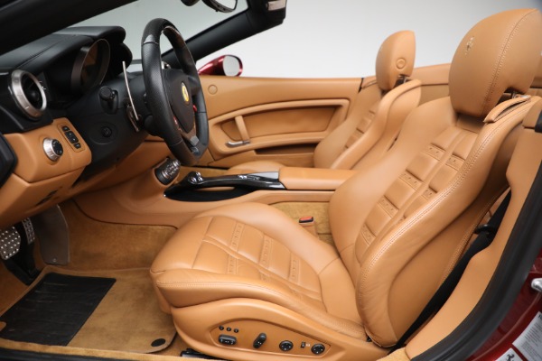 Used 2014 Ferrari California for sale $136,900 at Alfa Romeo of Westport in Westport CT 06880 20