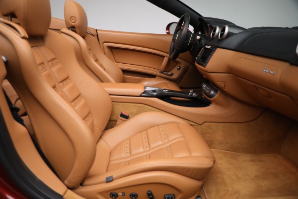 Used 2014 Ferrari California for sale $136,900 at Alfa Romeo of Westport in Westport CT 06880 24
