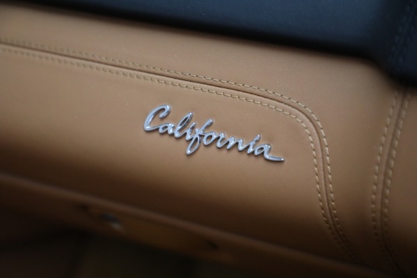 Used 2014 Ferrari California for sale $136,900 at Alfa Romeo of Westport in Westport CT 06880 27