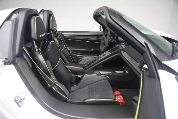 Used 2015 Porsche 918 Spyder for sale Call for price at Alfa Romeo of Westport in Westport CT 06880 25