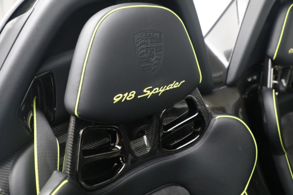 Used 2015 Porsche 918 Spyder for sale Call for price at Alfa Romeo of Westport in Westport CT 06880 27
