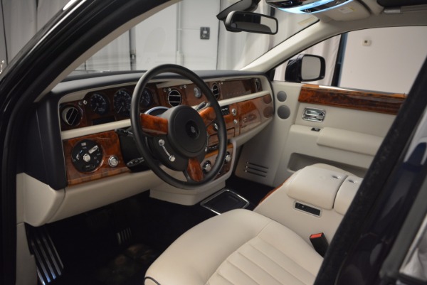 Used 2011 Rolls-Royce Phantom for sale Sold at Alfa Romeo of Westport in Westport CT 06880 10