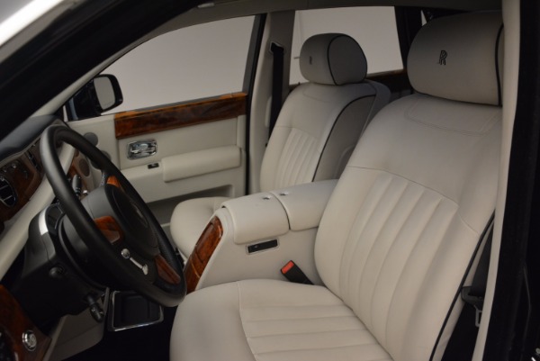 Used 2011 Rolls-Royce Phantom for sale Sold at Alfa Romeo of Westport in Westport CT 06880 11