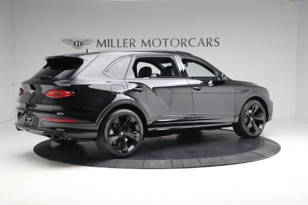 New 2023 Bentley Bentayga EWB V8 for sale $270,600 at Alfa Romeo of Westport in Westport CT 06880 10