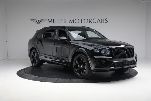 New 2023 Bentley Bentayga EWB V8 for sale $270,600 at Alfa Romeo of Westport in Westport CT 06880 13