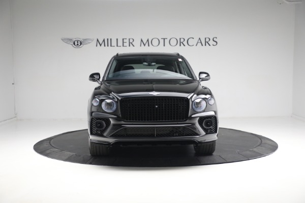 New 2023 Bentley Bentayga EWB V8 for sale $270,600 at Alfa Romeo of Westport in Westport CT 06880 14