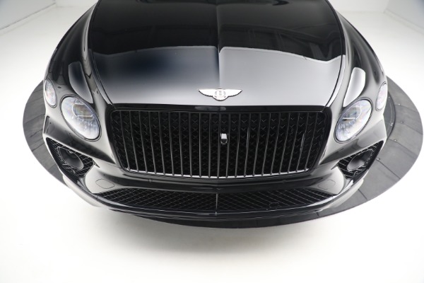New 2023 Bentley Bentayga EWB V8 for sale $270,600 at Alfa Romeo of Westport in Westport CT 06880 16