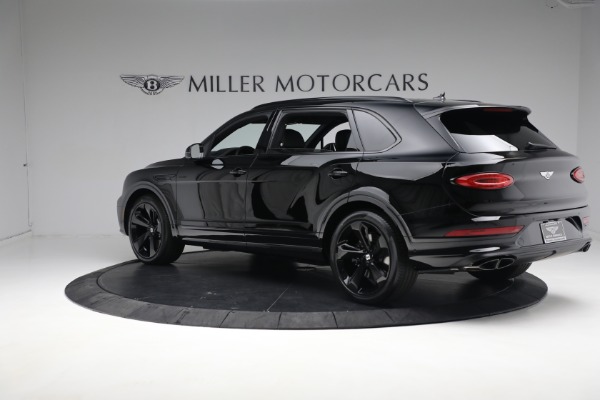 New 2023 Bentley Bentayga EWB V8 for sale $270,600 at Alfa Romeo of Westport in Westport CT 06880 5
