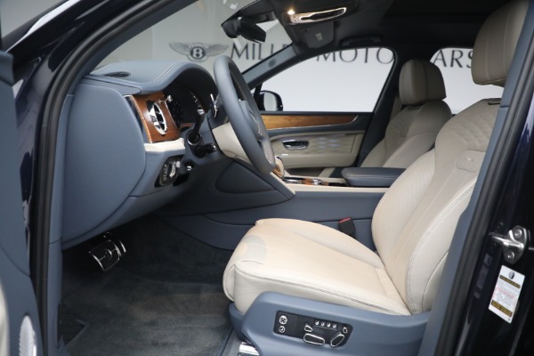 New 2023 Bentley Bentayga EWB Azure V8 for sale $251,900 at Alfa Romeo of Westport in Westport CT 06880 14