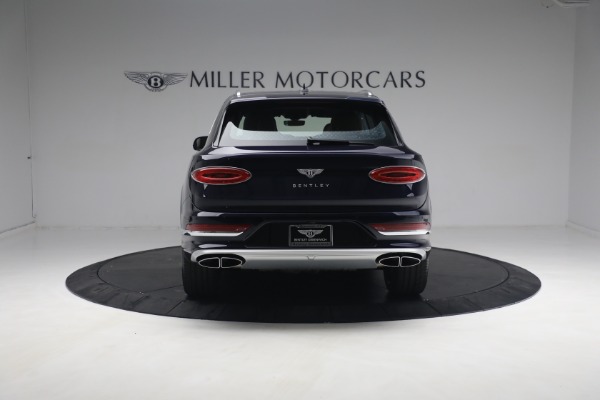 Used 2023 Bentley Bentayga EWB Azure V8 for sale $267,900 at Alfa Romeo of Westport in Westport CT 06880 6