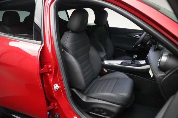 New 2024 Alfa Romeo Tonale Ti for sale $51,290 at Alfa Romeo of Westport in Westport CT 06880 24
