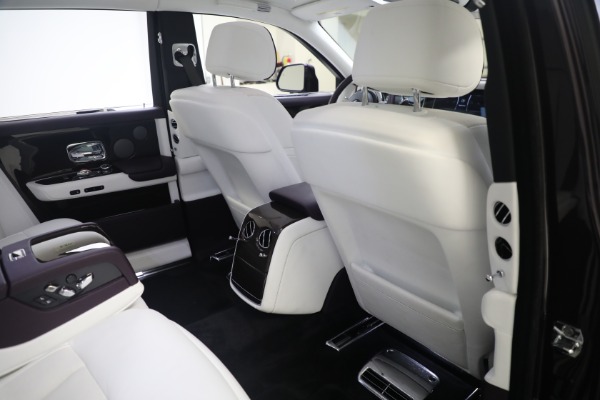 Used 2018 Rolls-Royce Phantom for sale $339,895 at Alfa Romeo of Westport in Westport CT 06880 16