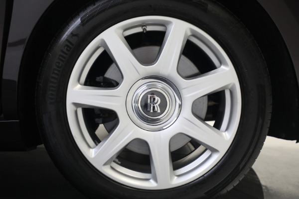 Used 2018 Rolls-Royce Phantom for sale $339,895 at Alfa Romeo of Westport in Westport CT 06880 19