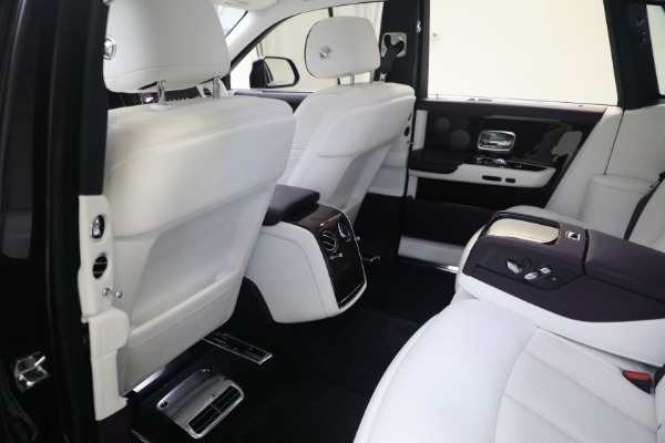 Used 2018 Rolls-Royce Phantom for sale $339,895 at Alfa Romeo of Westport in Westport CT 06880 9