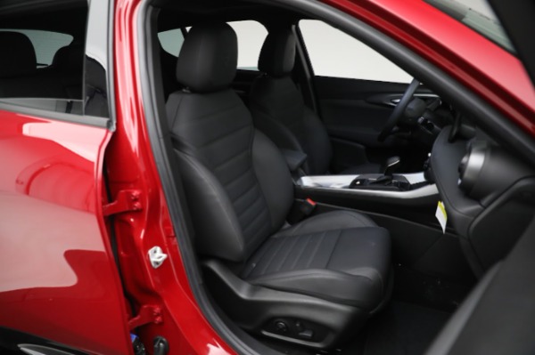 New 2024 Alfa Romeo Tonale Ti for sale $49,790 at Alfa Romeo of Westport in Westport CT 06880 20