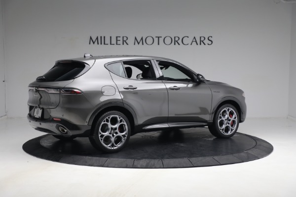 New 2024 Alfa Romeo Tonale Veloce for sale $57,300 at Alfa Romeo of Westport in Westport CT 06880 10